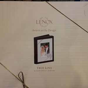 Lenox True Love Bookshelf Album